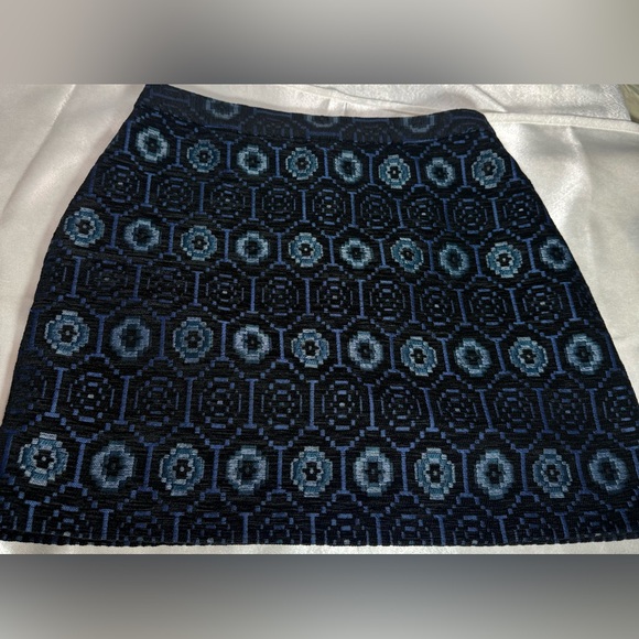 Zara‎ Black and Blue Geometric Mini Skirt - Picture 12 of 12